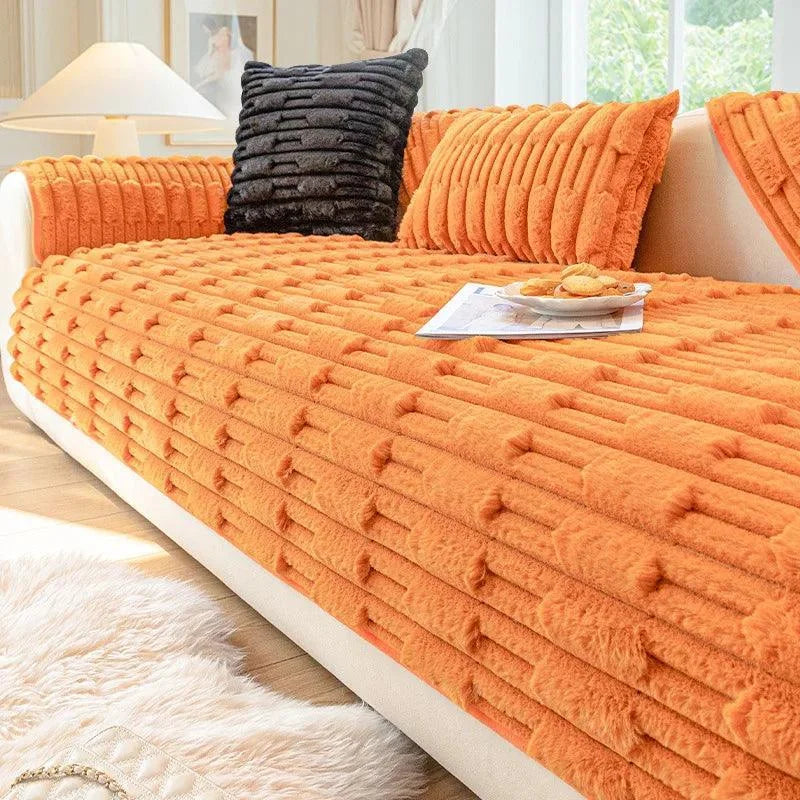Capa de Sofá Laranja Aveludada com Textura Acolchoada