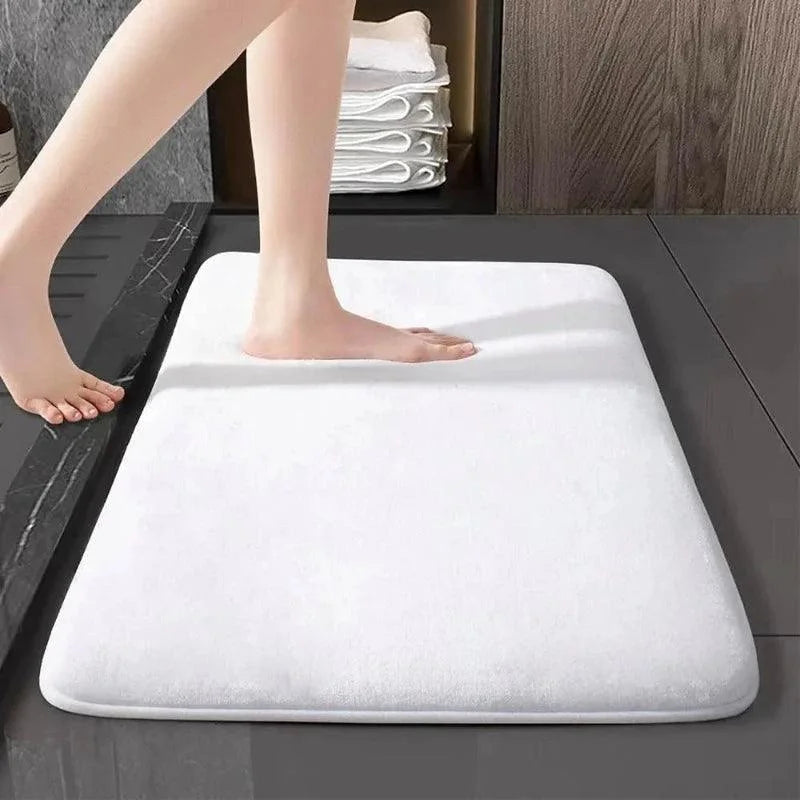 Tapete Coral Veludo Antiderrapante e Absorvente