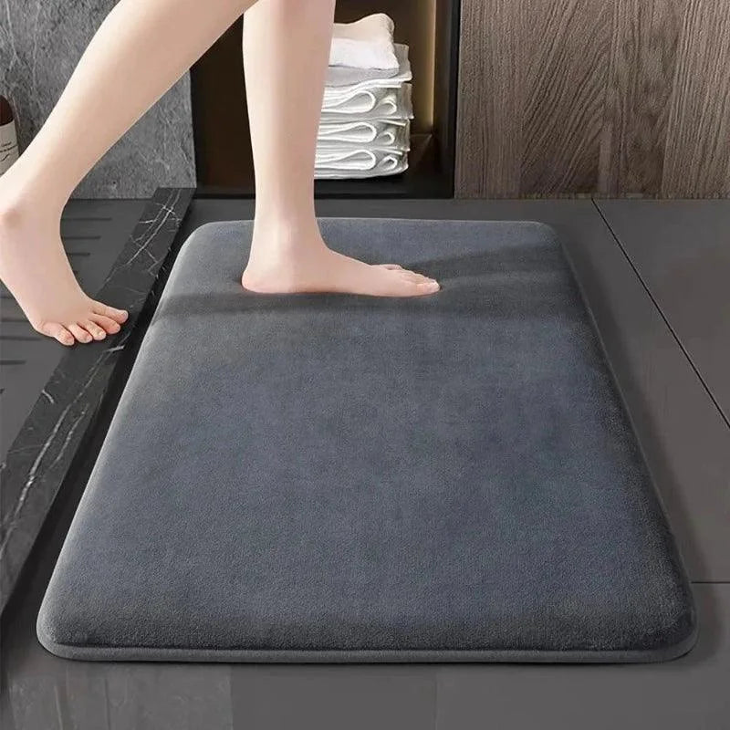 Tapete Coral Veludo Antiderrapante e Absorvente
